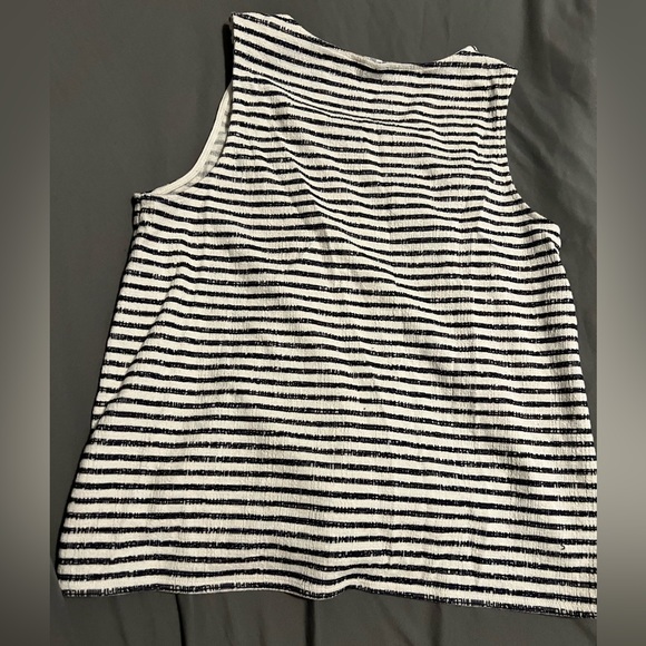 Old Navy Tie-front Sleeveless Top Size Small - Picture 4 of 4